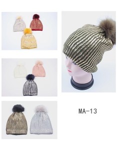 GORRO POMPOM BRILLANTE