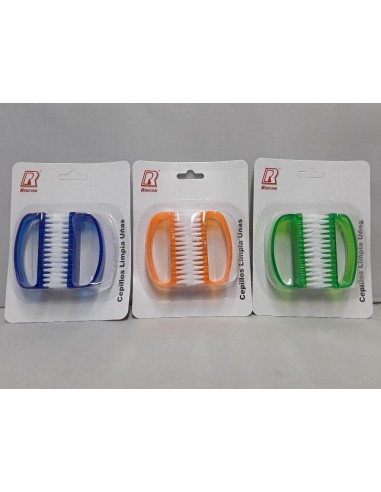 MANICURA CEPILLO 2 UDS LIMPIAUÑAS 7X4,5 CM